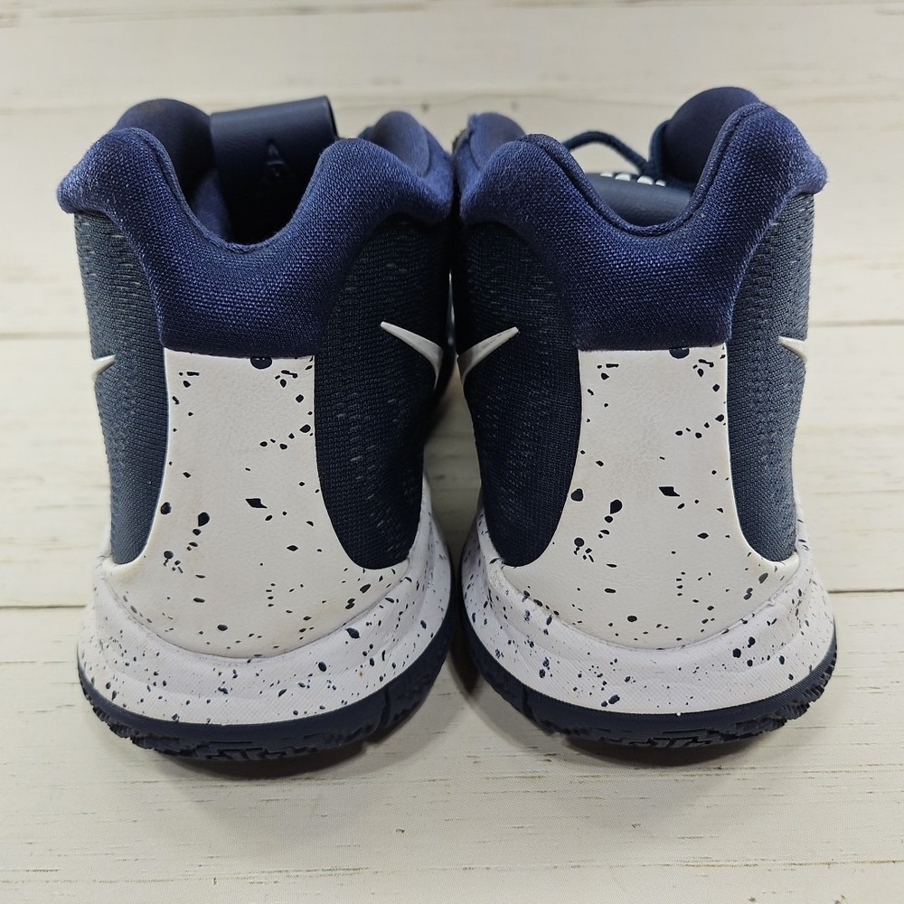 Nike Kyrie 4 Midnight Navy Blue 2018 Size‎ 10.5 Basketball Shoes AV2296-402 - Picture 6 of 14